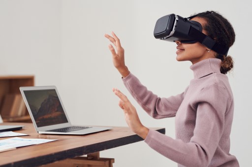 Employee Appreciation Day Ideas for Remote Employees VR